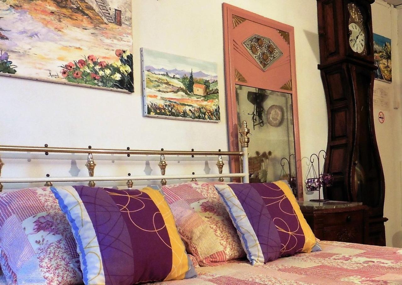 Le Portel Des Arnaud Chambres D'Hotes Durfort-et-Saint-Martin-de-Sossenac Bilik gambar